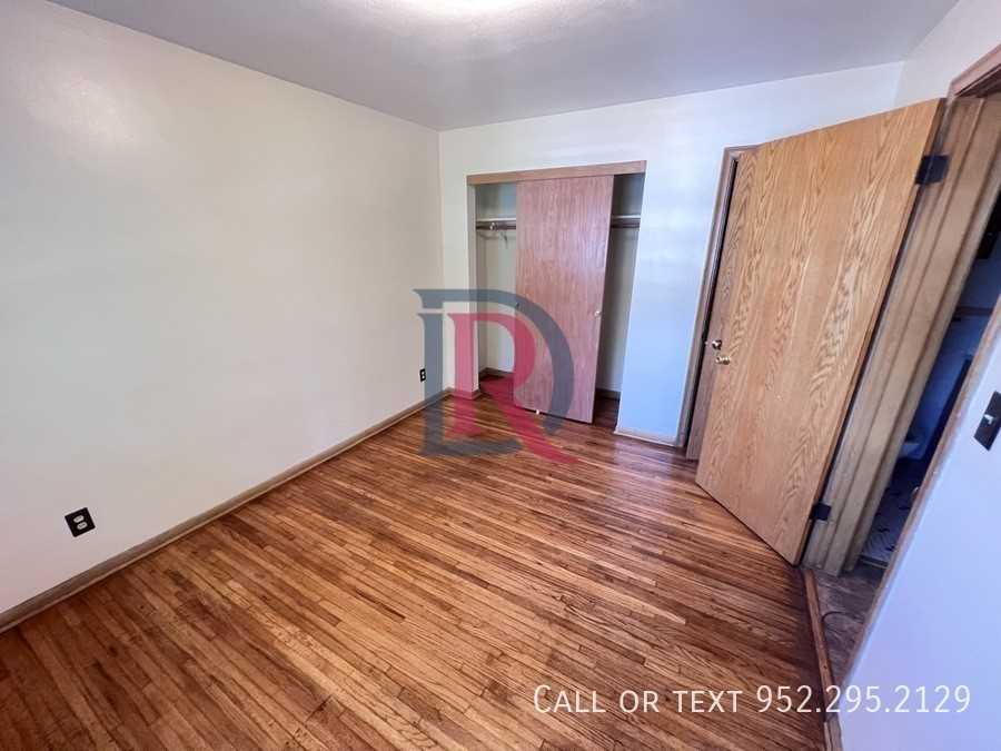 1907 Glenwood Ave #10 - Photo 6 of 7