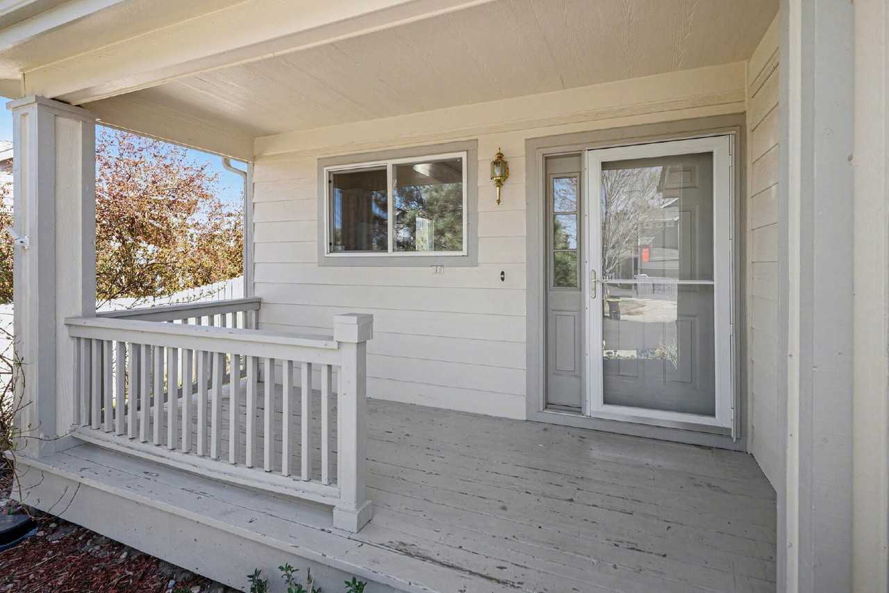 12584 S Beaver Creek Way - Photo 3 of 24