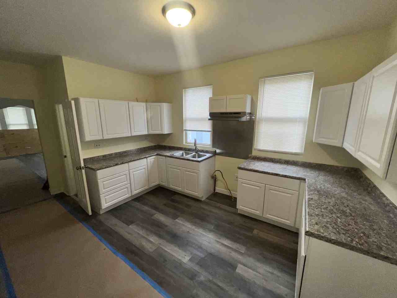 1233 W 71st Pl - Photo 2 of 10