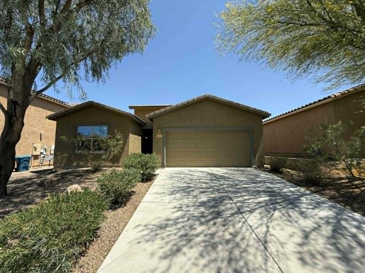 1147 E Empire Canyon Ln #1 - Photo 2 of 37