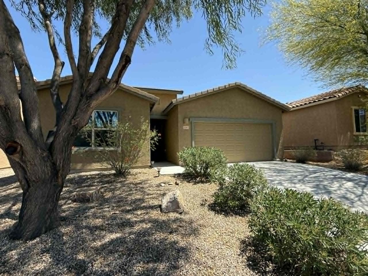 1147 E Empire Canyon Ln #1 - Photo 4 of 37