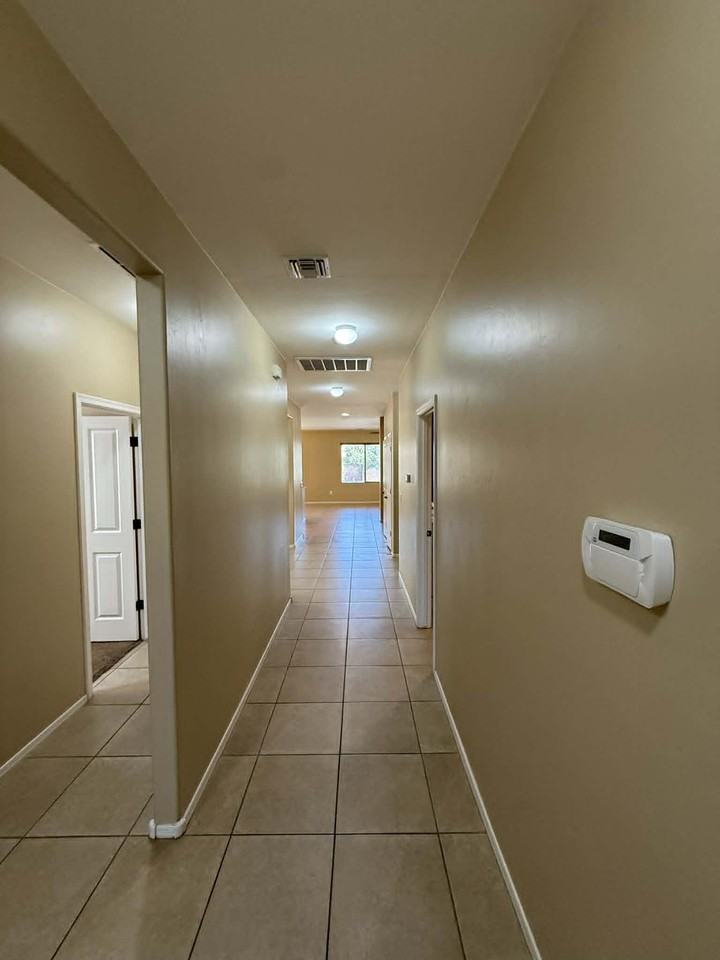 1147 E Empire Canyon Ln #1 - Photo 6 of 37