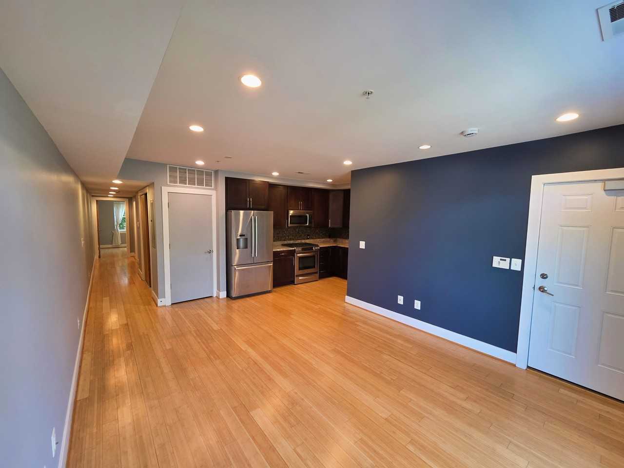 3404 13th St Nw #1 - Photo 4 of 35
