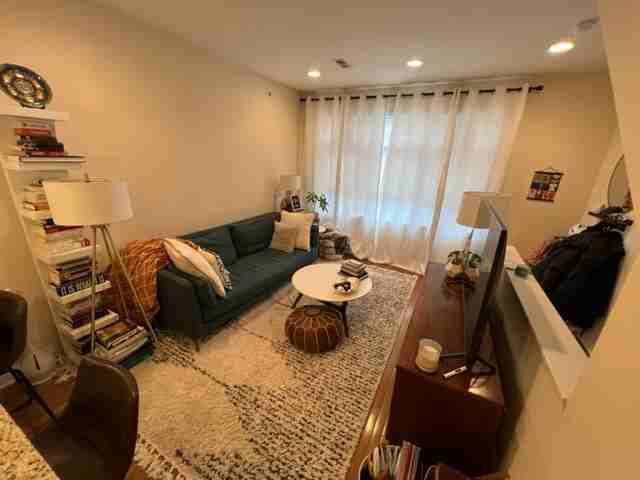 804 N 19th St #3 - Photo 3 of 11