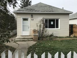 featured image of 114 16 St N #1