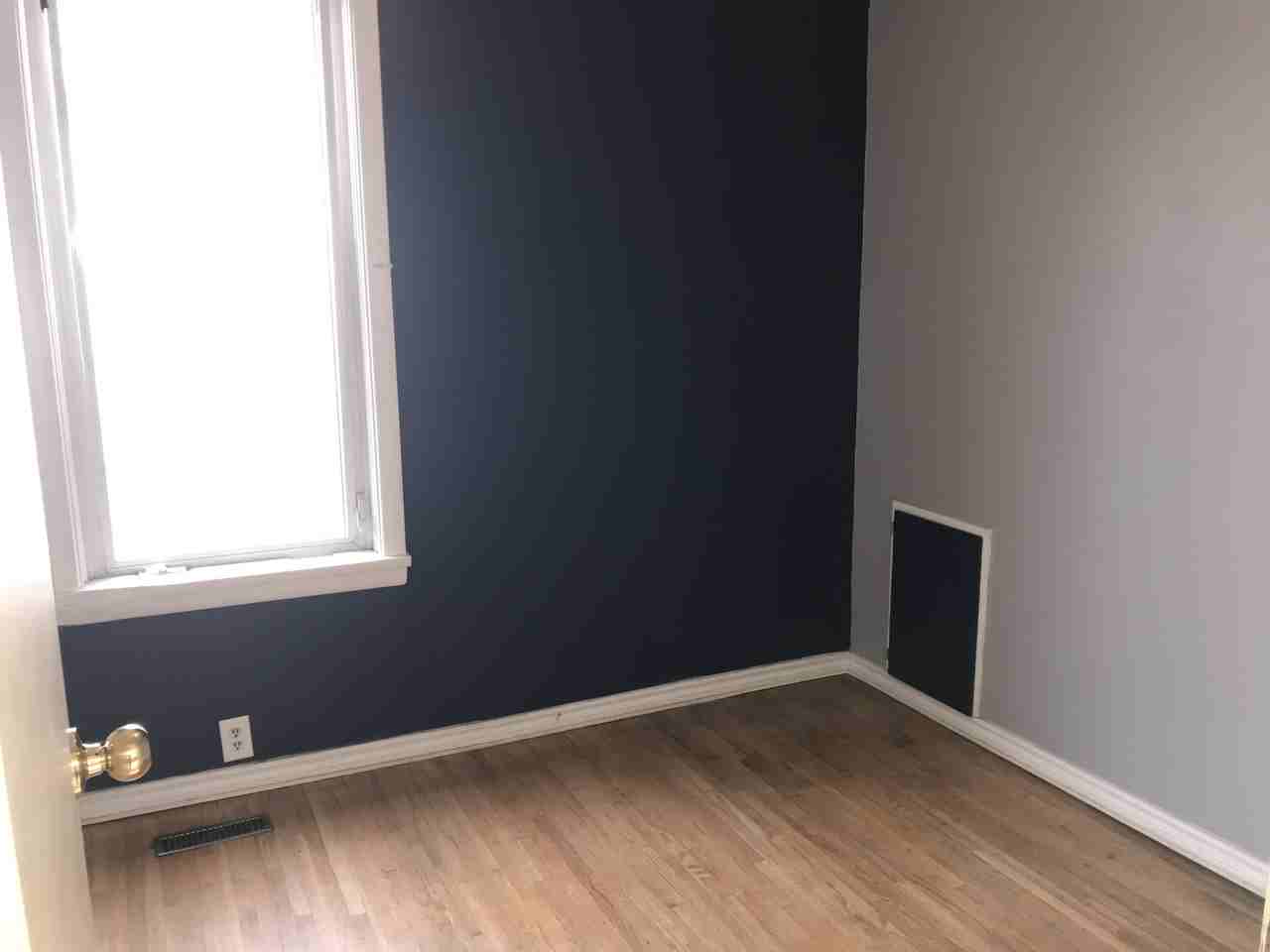 114 16 St N #1 - Photo 3 of 11