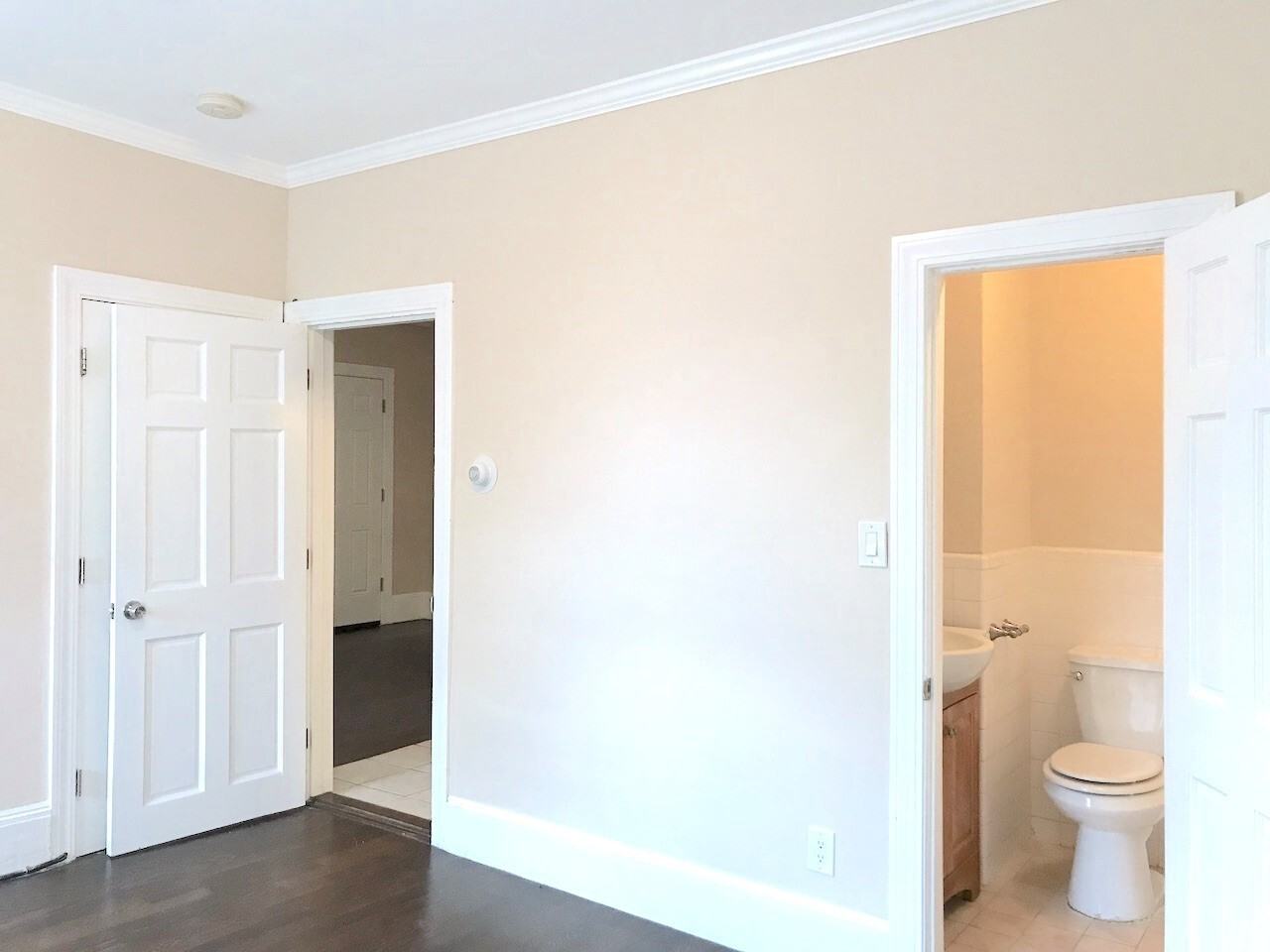 282-288 Revere St - Photo 3 of 4