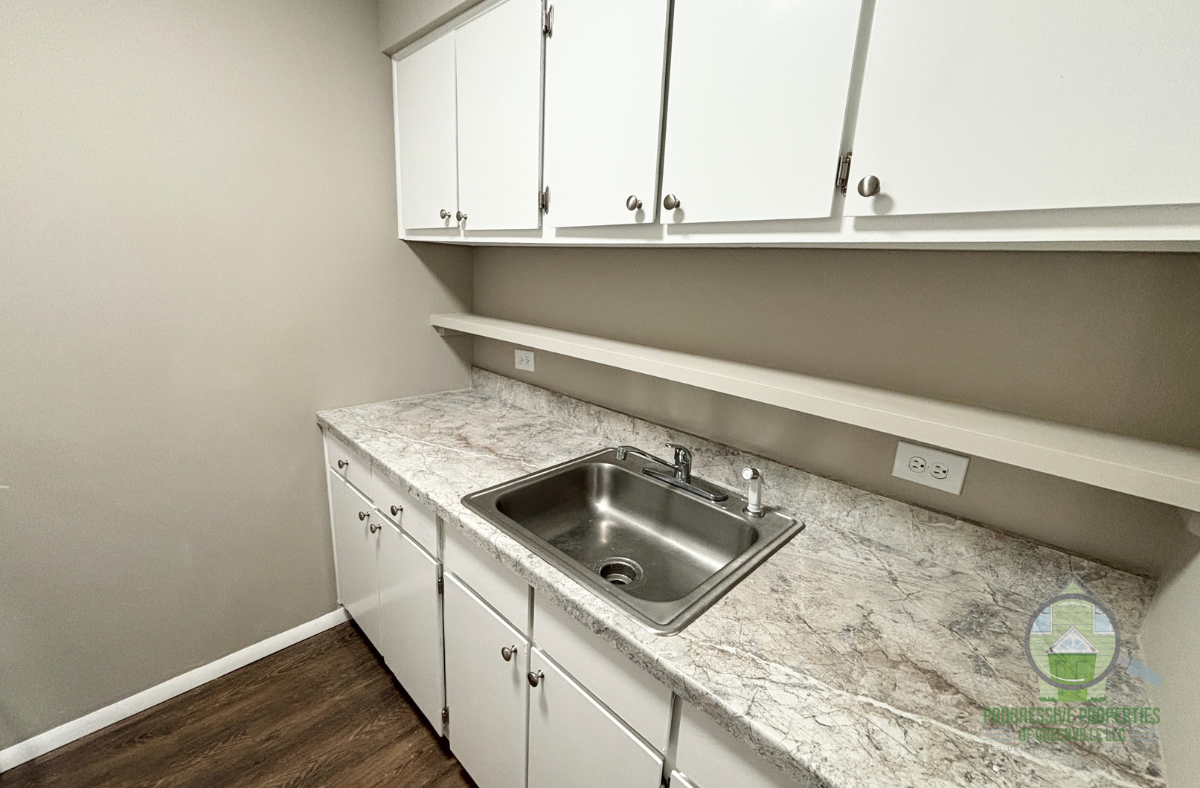 500 Fairview Street - Photo 5 of 15