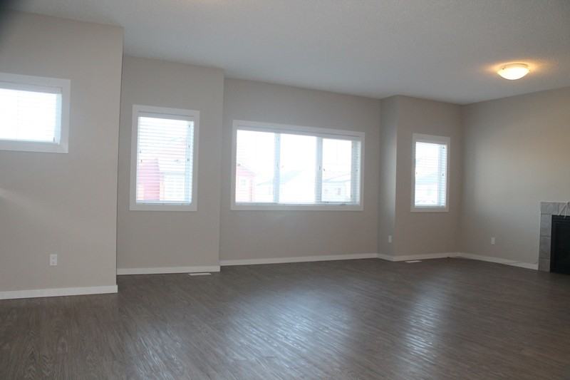 3940 Claxton Loop Sw Uppr - Photo 2 of 12