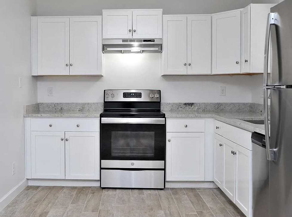 1507 // 3302 East Presidio Road - Photo 5 of 14