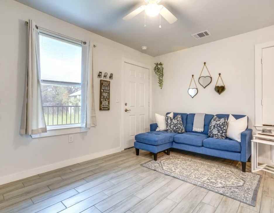 6423 Melissa Ann Street - Photo 2 of 50