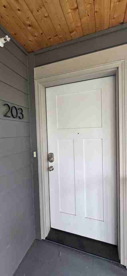 A15713-B203 - Photo 2 of 23