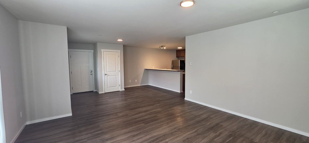 A15713-B203 - Photo 5 of 23
