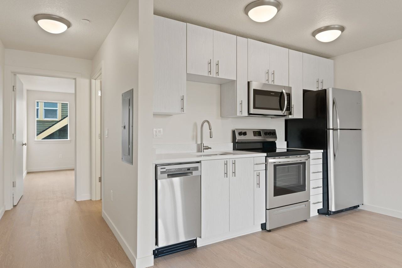 Duke Henry Flats - Photo 5 of 50
