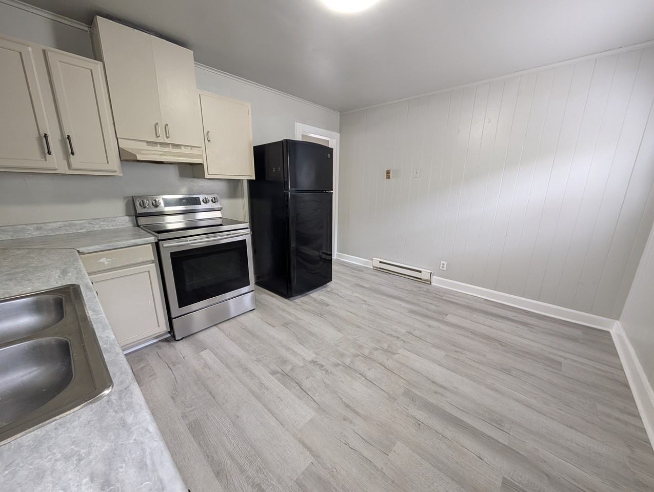 3620 Clemmons Road - Photo 6 of 14