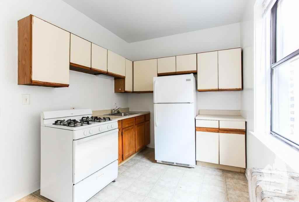 1530 N Kedzie Ave #1530-1B - Photo 7 of 10