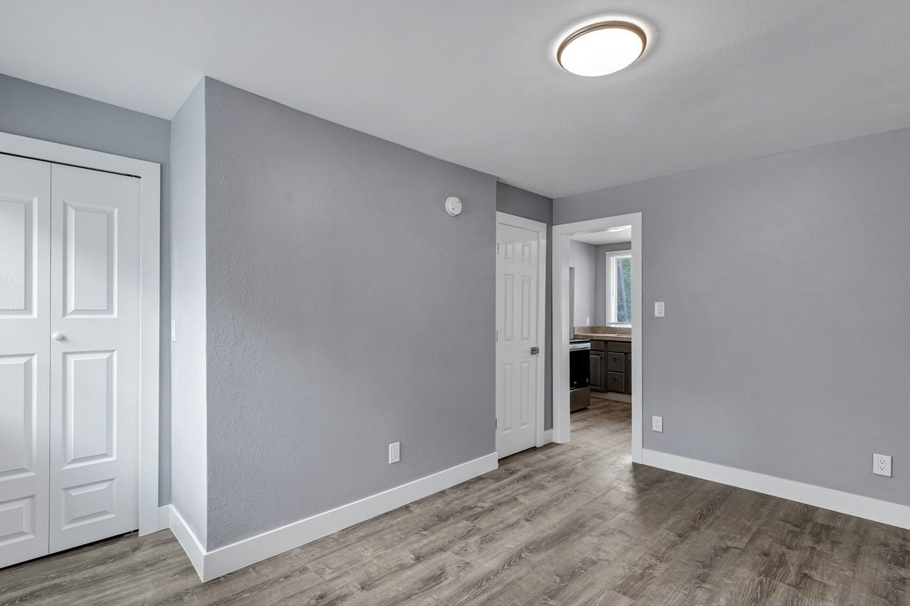 1803 Cheyenne Blvd #2 - Photo 5 of 6