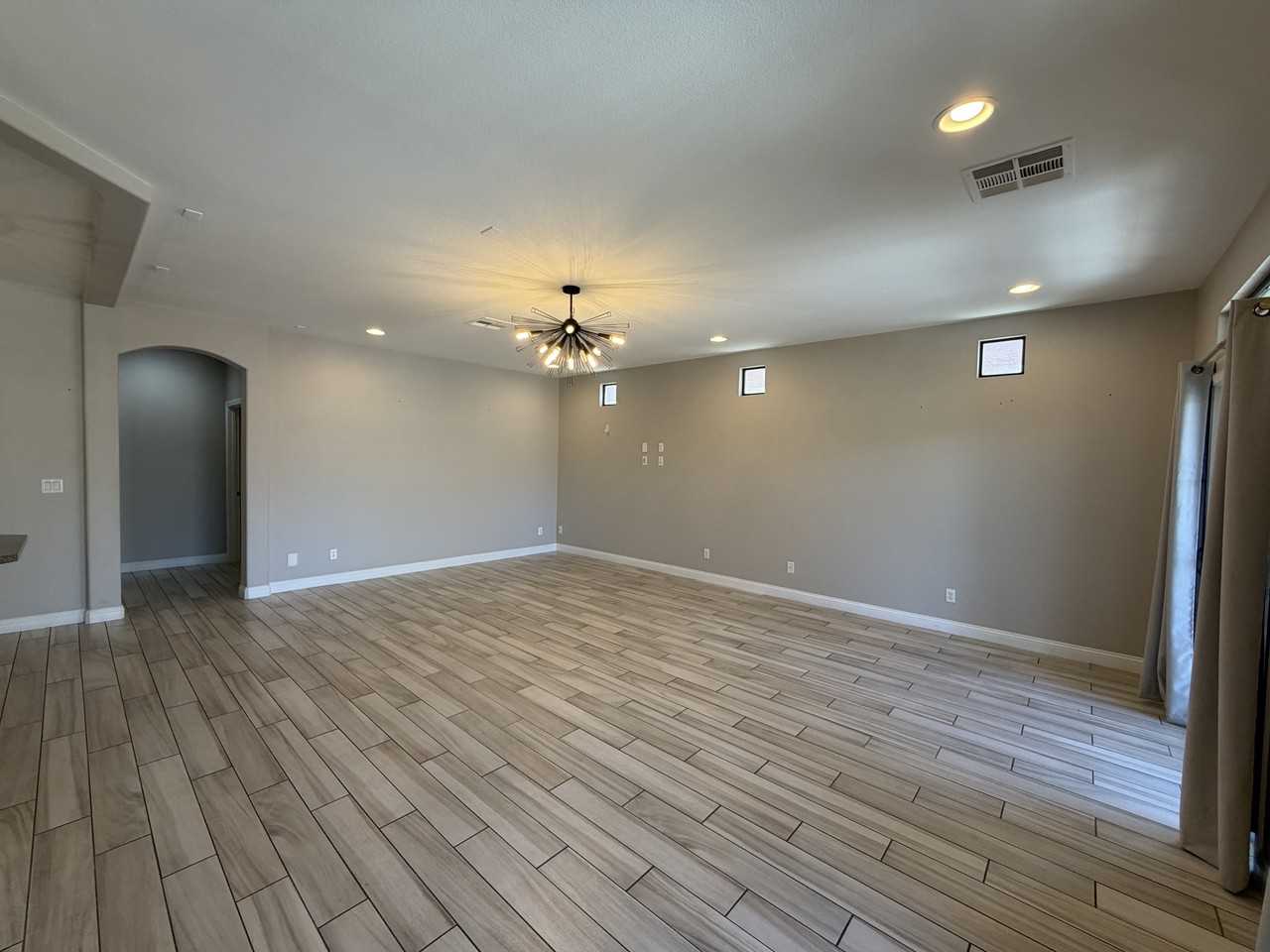 7202 S Bronco St #1 - Photo 3 of 25