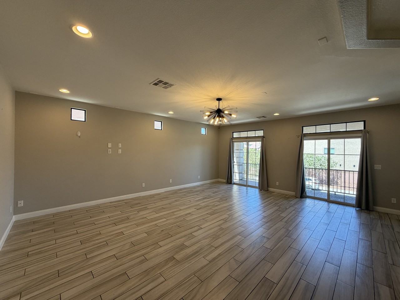 7202 S Bronco St #1 - Photo 4 of 25