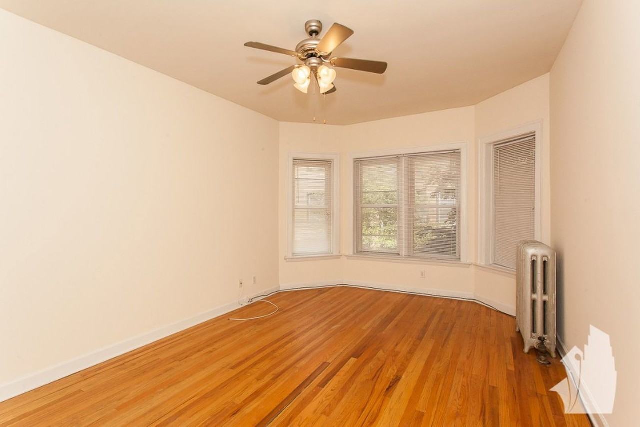 3912 N Pine Grove Ave #3914-2W - Photo 5 of 8