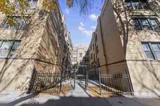 1910 W Winnemac Ave - Photo 1 of 1