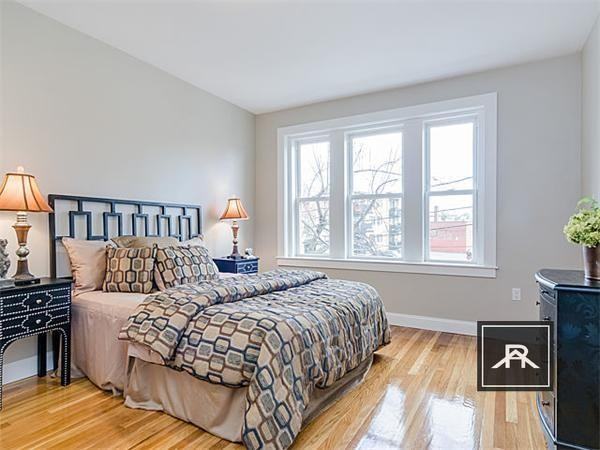 4 Leicester St - Photo 5 of 10