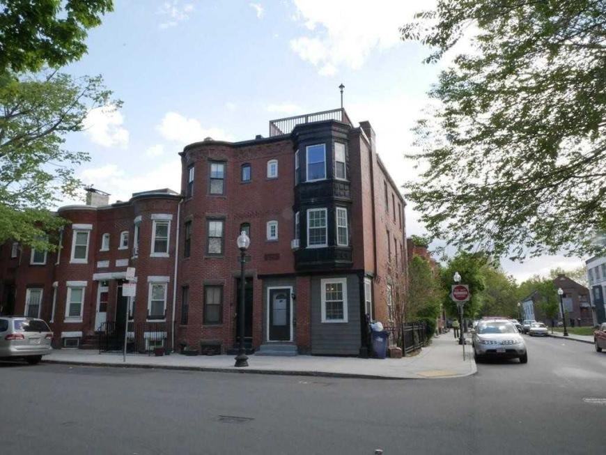 35 Warwick St