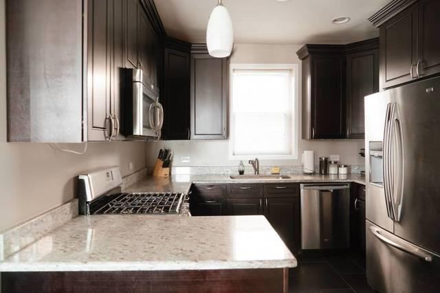 3835 N Western Ave - Photo 3 of 10