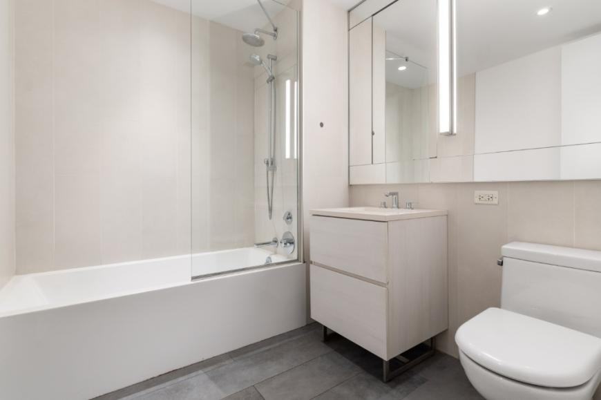 430 Albee Sq - Photo 4 of 7