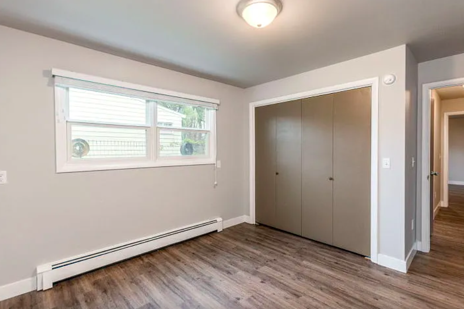 2119 8th Ave N #3 - Photo 6 of 13