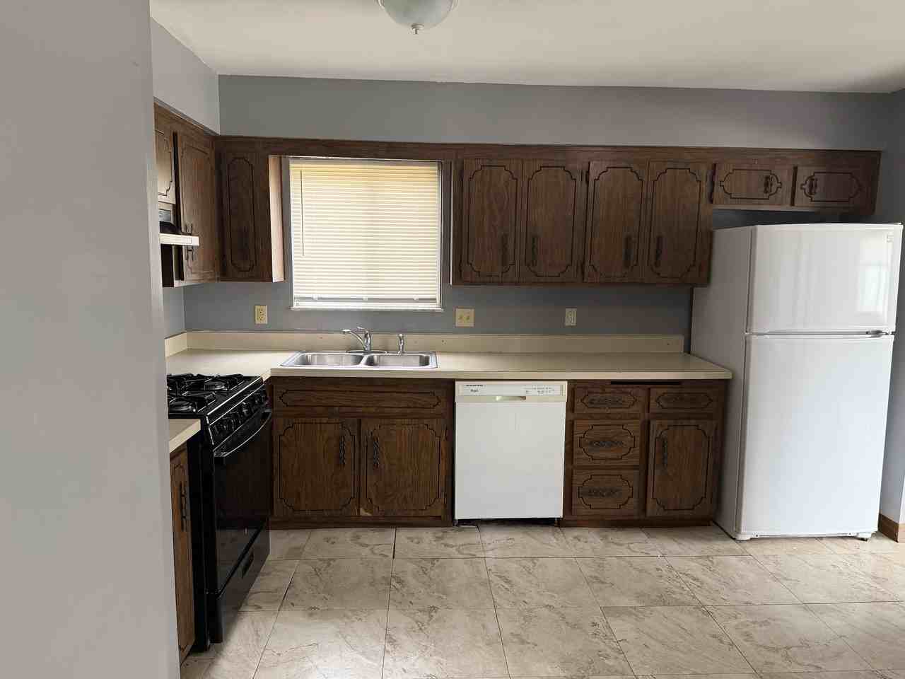 11213 Mccracken Rd - Photo 2 of 22