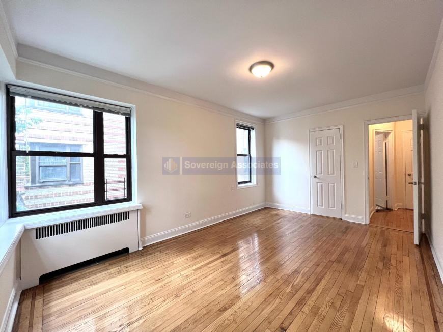 615 W 172nd St - Photo 4 of 9