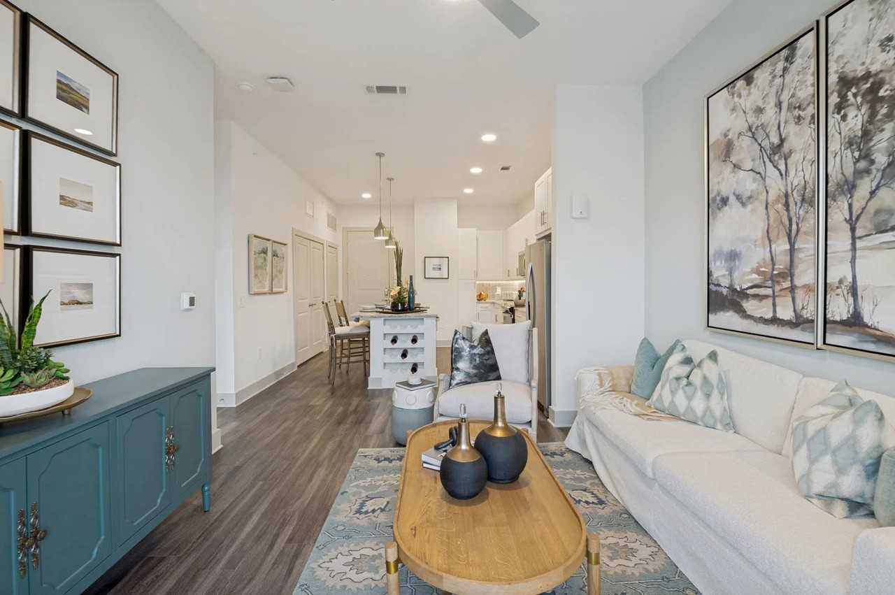 4500 Windhaven Pkwy #2271