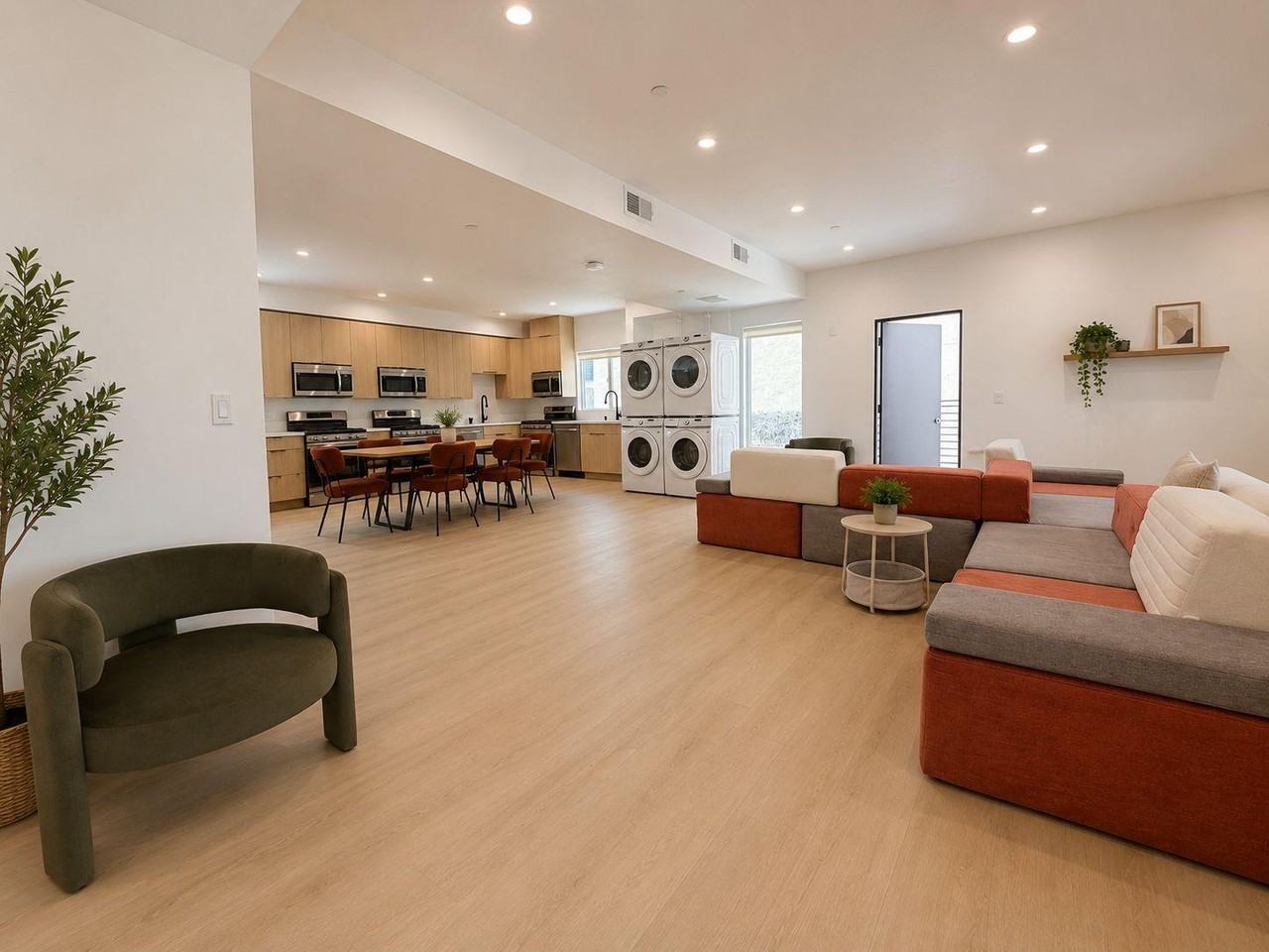 Francis Ave - Photo 2 of 11