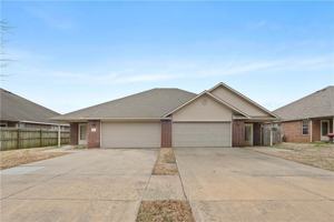 featured image of 1669 N Evening Shade Dr