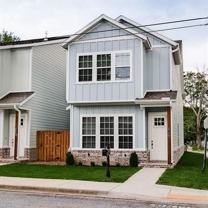 510 W Persimmon St - Photo 1 of 1