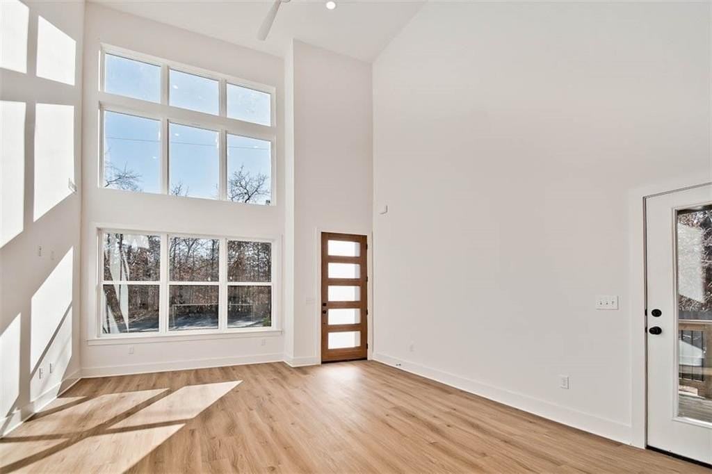 32 Copinsay Dr - Photo 2 of 32