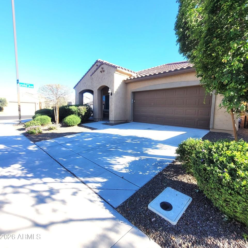 25925 W Tonto Ln - Photo 2 of 22