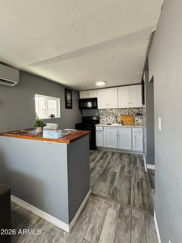 3720 W Mauna Loa Ln - Photo 5 of 16