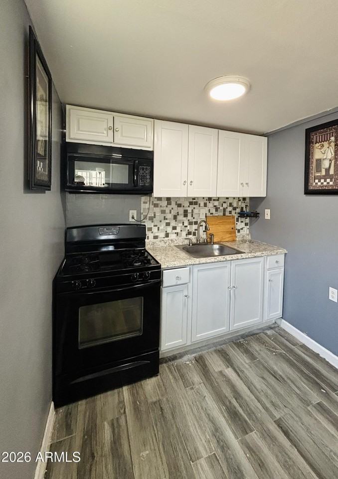 3720 W Mauna Loa Ln - Photo 6 of 16