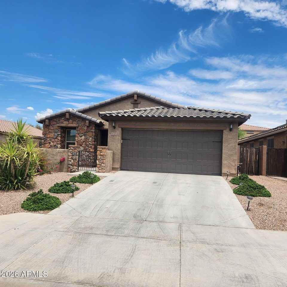 18418 W Getty Dr - Photo 2 of 26