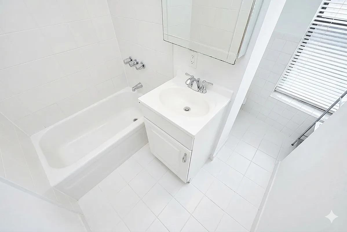18 King St #8 - Photo 5 of 5