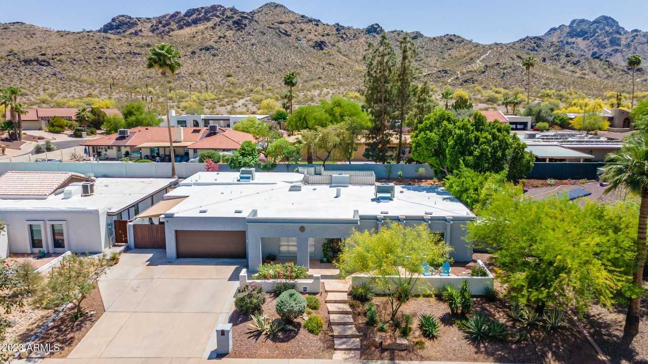 3351 E Las Rocas Dr - Photo 2 of 50