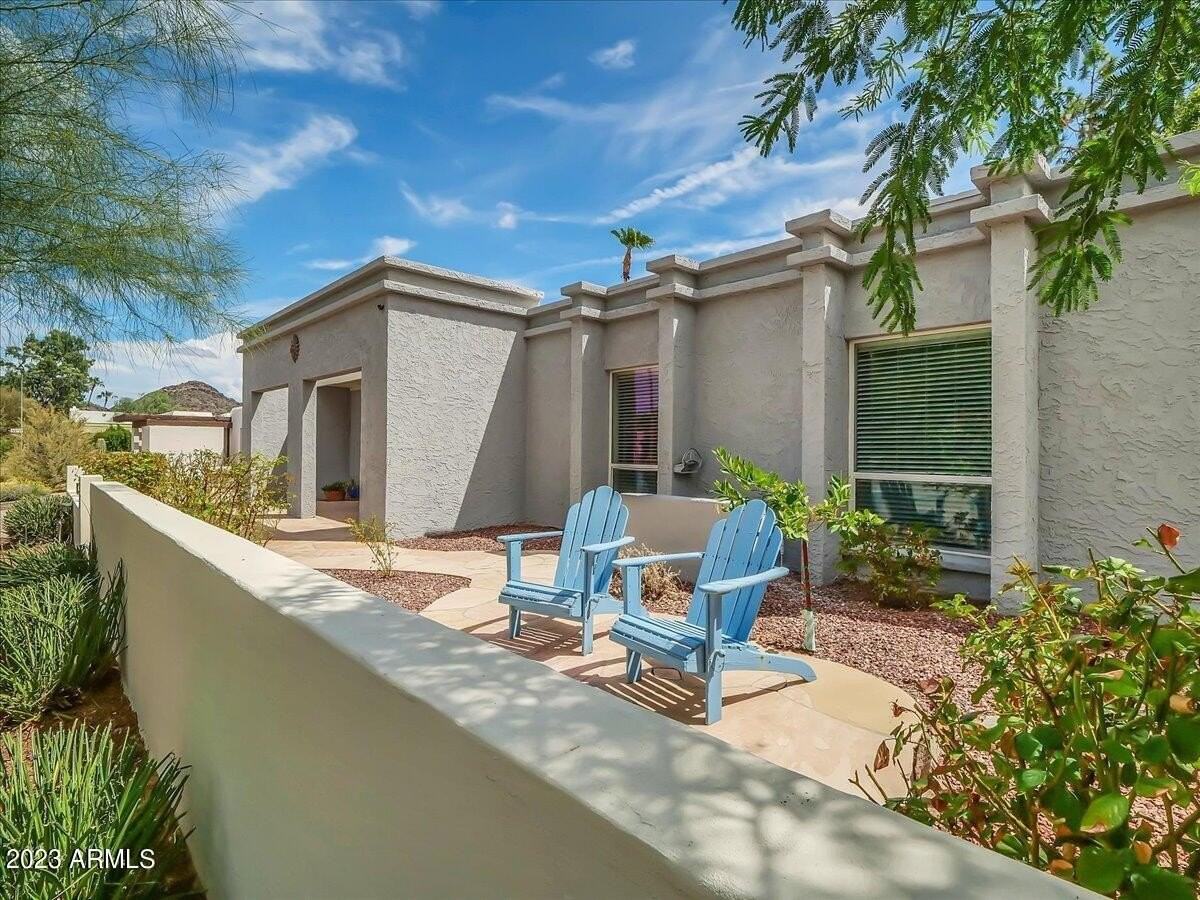 3351 E Las Rocas Dr - Photo 5 of 50