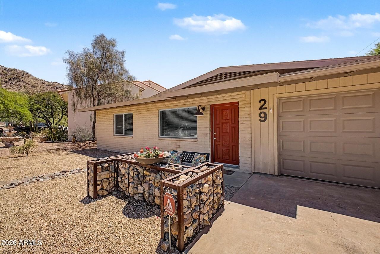 29 E Foothill Dr - Photo 4 of 30