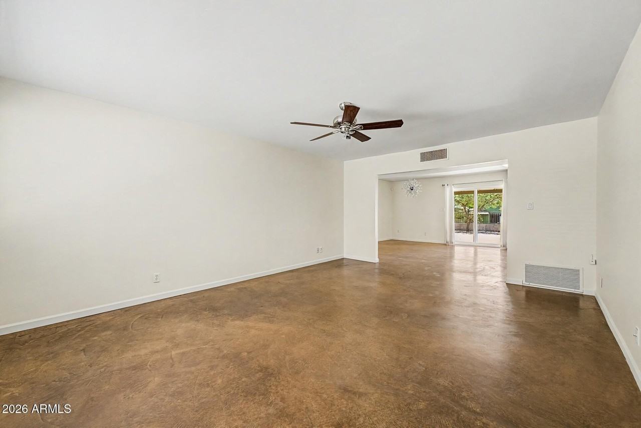 29 E Foothill Dr - Photo 7 of 30