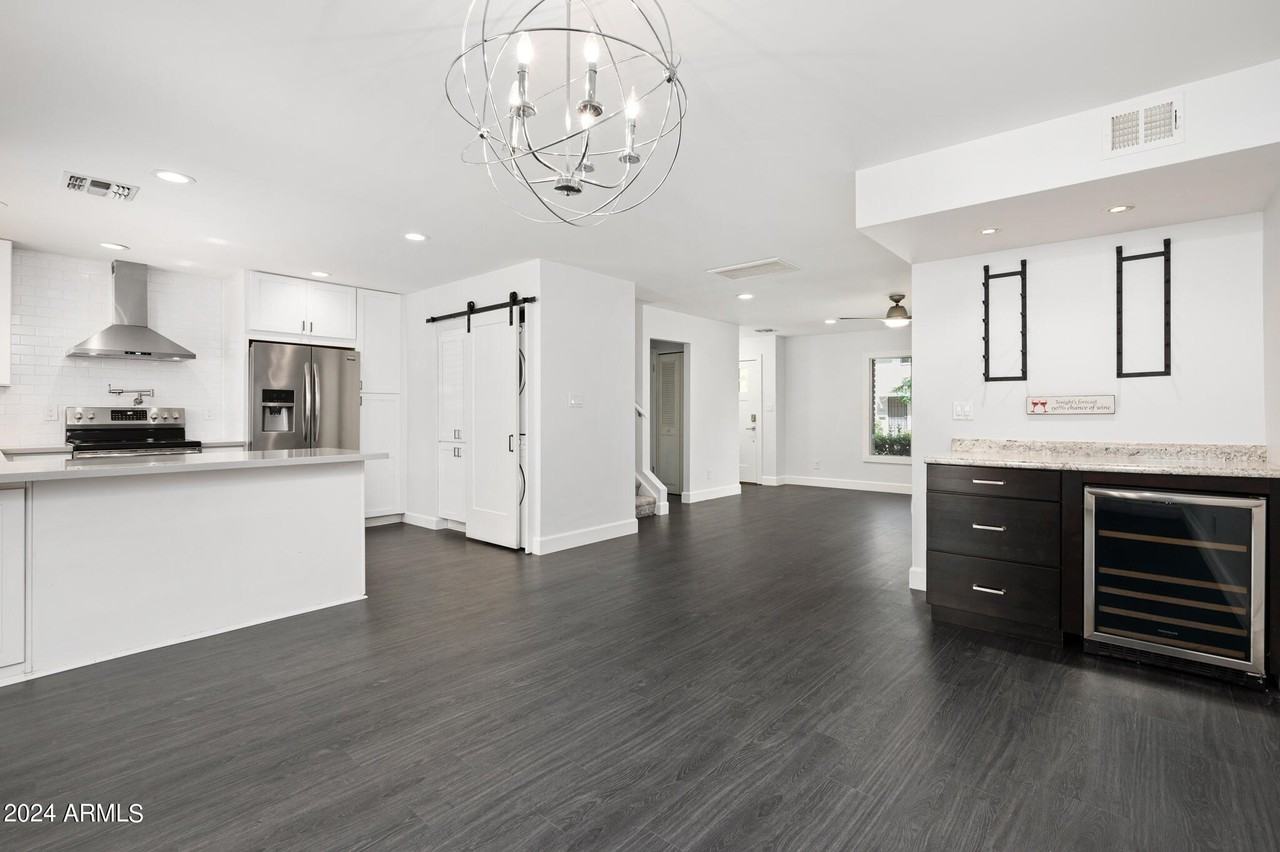 6063 N Granite Reef Rd - Photo 2 of 26