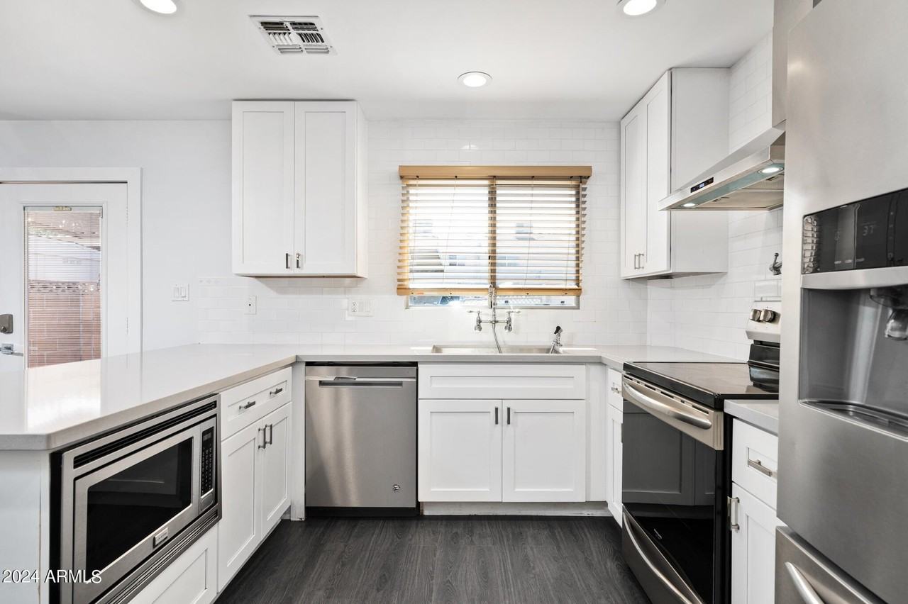 6063 N Granite Reef Rd - Photo 5 of 26