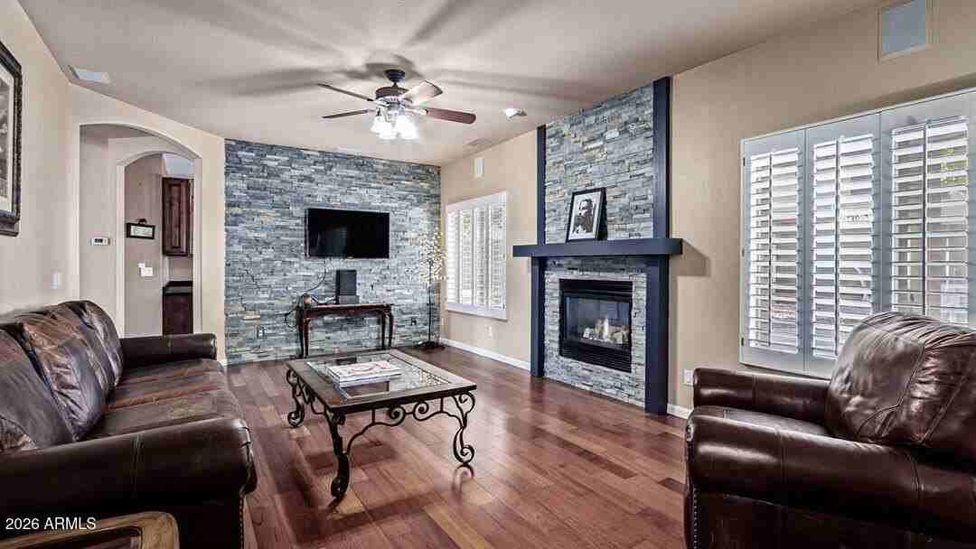 25832 N 67th Ln - Photo 4 of 29