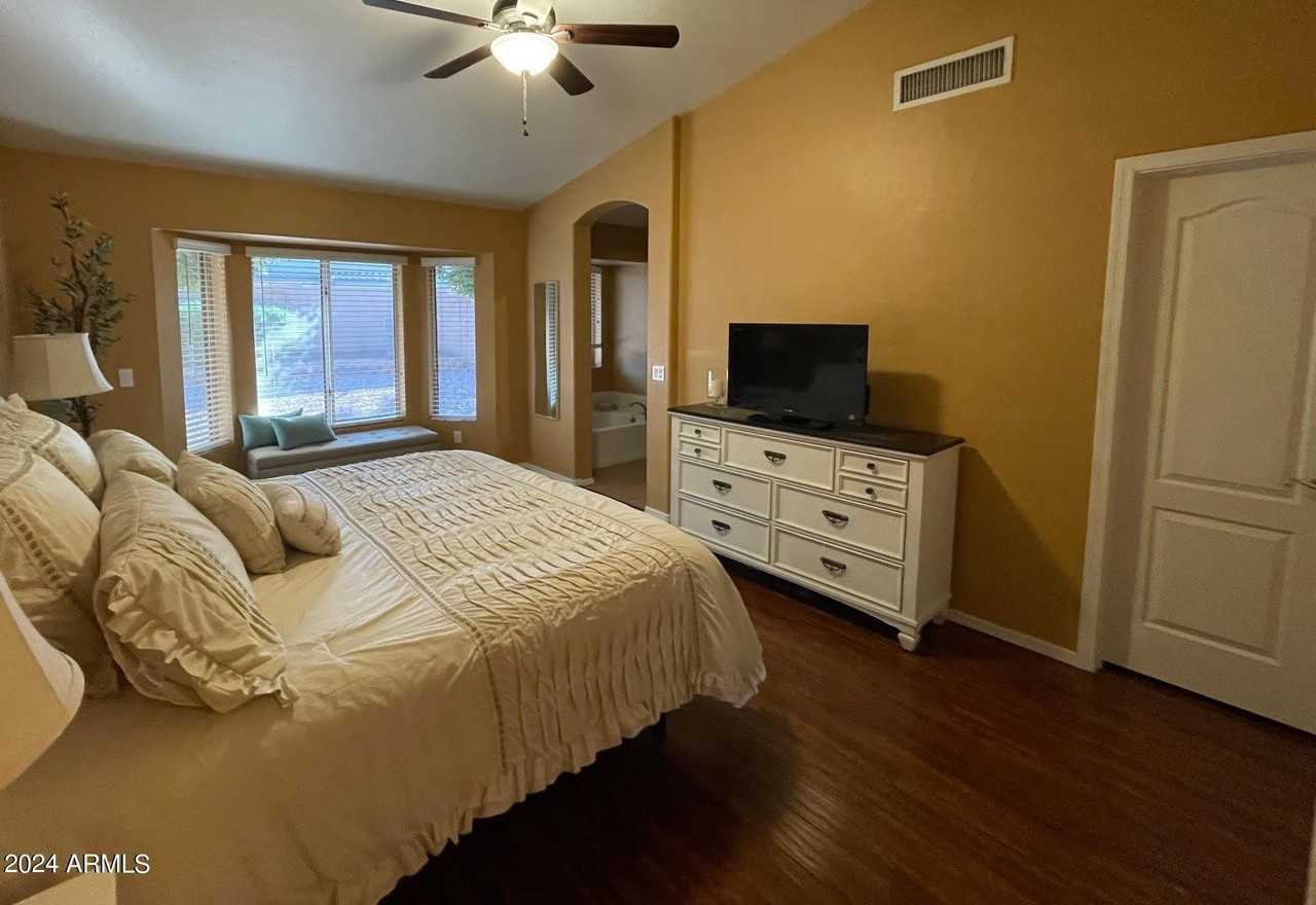 645 N El Dorado Dr - Photo 5 of 9